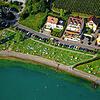 Schon im vergangenen Sommer teilte die Stadt Meersburg die Liegewiese neben der Therme coronabedingt in Rechtecke ein, wie auf diesem ...