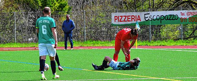 Bild 9: FC Zell besiegt den FC Tiengen 08 deutlich &ndash; und wir haben Bilder!
