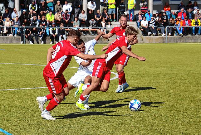 Bild 6: Die besten Bilder der Partie SG Schwarzwald-Union gegen SV Hinterzarten