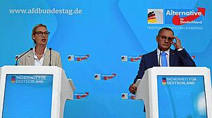 Ko-Fraktionschefin Alice Weidel und Ko-Fraktionschef Tino Chrupalla auf der Klausurtagung ihrer Fraktion.