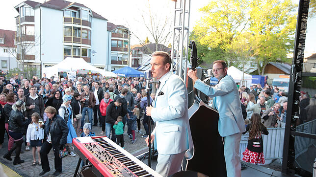 Sebastian Schnitzer und Rainer Bucher beim Eröffnungskonzert von "Billy Bob and the Buzzers". Nun werden die Jamboree und ein ...