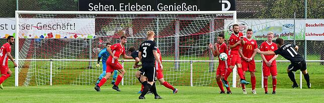 Bild 14: FC Wallbach muss mit einem 1:1 gegen den SV Buch zufrieden sein &ndash; und wir haben Bilder!