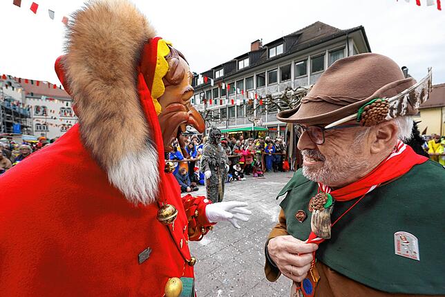 Bild 6: Narrenbaumstellen auf dem Radolfzeller Marktplatz