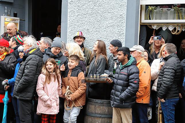 Bild 28: Überlingen: Einschnellen der Fasnet am Dreikönigstag
