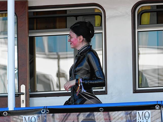 Bild 30: "Leinen los" für das Torture Ship: Das berühmteste BDSM- und Fetisch-Schiff auf dem Weg nach Konstanz