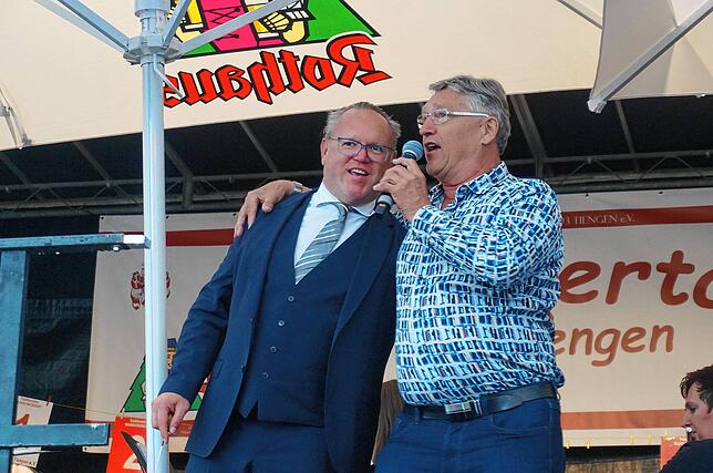 Bild 18: Stadtmusik Tiengen spielt zum Abschluss des Schwyzertags: Das sind die Bilder