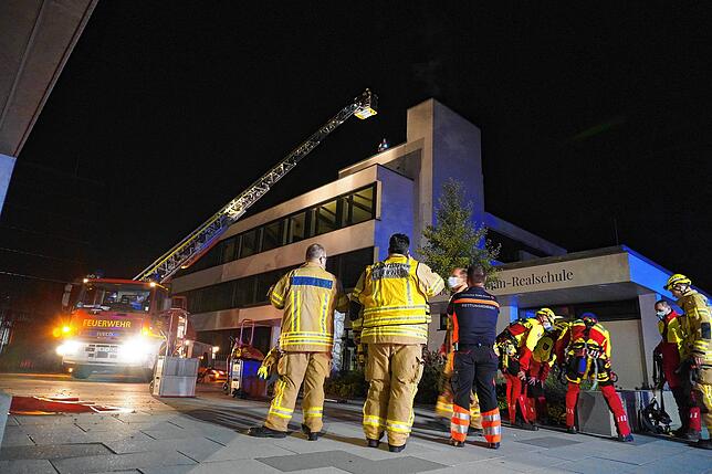 Zu einem Rettungseinsatz an der Realschule Waldshut kam es in der Nacht auf Samstag.