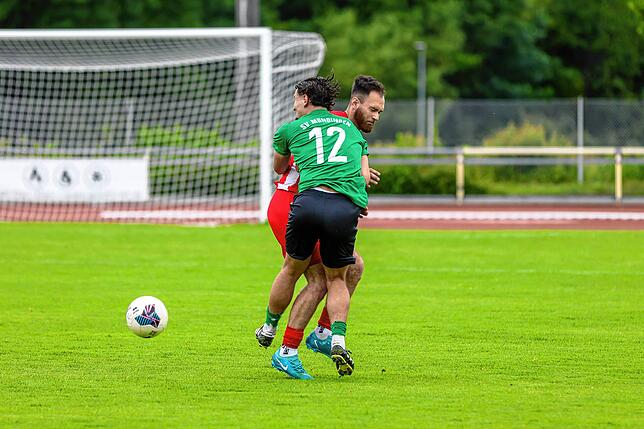 Bild 31: FC Tiengen 08 verabschiedet Trainer Erkan Kanli mit 1:0 gegen den SV Mundingen – wir haben Fotos!