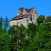 Zwischen Brugg und Aargau liegt am rechten Ufer der Aare Schloss Wildegg. In der gleichnamigen Gemeinde verletzte ein noch Unbekannter ...