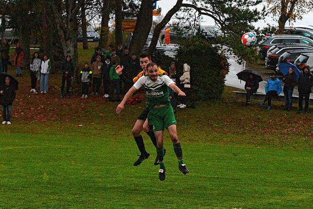 Bild 9: SV Nöggenschwiel gewinnt das Derby gegen den SV Waldhaus mit 2:1 &ndash; und wir haben Bilder!
