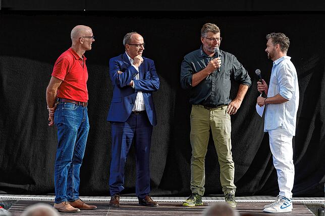 Andy Heiz (Verwaltungsratspräsident der Kernkraftwerk Leibstadt AG), Landammann Markus Dieth und Hanspeter Erne (Gemeindeammann von ...