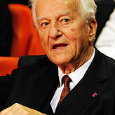 Richard von Weizsäcker (Bundespräsident 1984 bis 1994) suchte als Urlauber Entspannung im Bernauer Tal und war dort gern gesehener Gast.