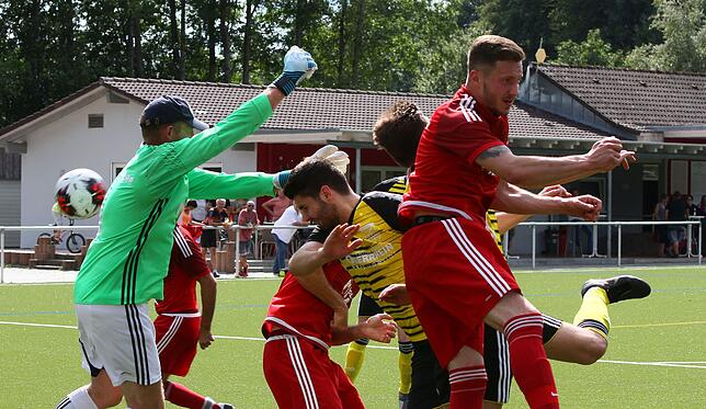 Bild 12: SV Eichsel siegt mit 4:0 beim FC Bergalingen &ndash; und wir haben Bilder!