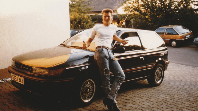 Bild : Für jeden etwas Besonderes: Diese Menschen erinnern sich an ihr erstes Auto. Und verraten lustige Anekdoten dazu