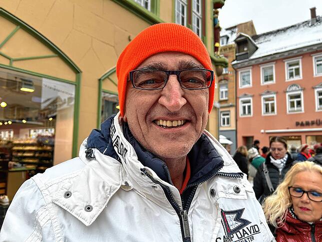 Unterstützer der Protestaktion: Bernd Gramlich stellt die Räumlichkeiten seiner Tanzschule für die Übungstermine zur Verfügung.