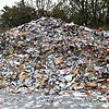 Zwischengelagertes Altpapier an der Umladestation Dorfweiher