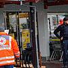 Sanitäter und Polizisten stehen am 21. Januar vor dem Megamix-Laden in Markdorf. Kurz zuvor hatte dort ein 47-Jähriger seine getrennt ...