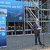 ZF-Vorstandsvorsitzender Stefan Sommer begrüßte die Anwesenden beim traditionellen Richtfest für das ZF Prüfzentrum in Friedrichshafen. ...