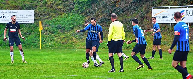 Bild 12: SV Buch besiegt die SG FC Wehr/Brennet in der Nachspielzeit mit 2:1 &ndash; und wir haben die Bilder!
