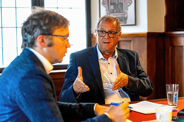 Jürgen Roth im Gespräch mit Stephan Freißmann.