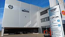 Die vor sieben Jahren neu errichtete Firmenzentrale der Maschinenfabrik Bermatingen. Das Gebäude wurde errichtet, als sich das ...