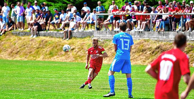 Bild 39: Keine Tore zwischen dem FC Dachsberg und dem SV Berau &ndash; aber wir haben Bilder!
