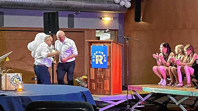 Wichtige Weggefährten ehren Stefan Ruppaners Errungenschaften.