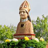 Die geschmückte Büste des Heiligen Eulogius beim Patrozinium.