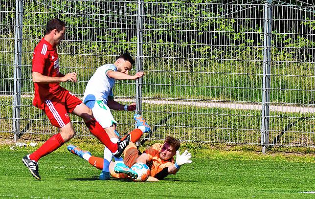 Bild 17: SV Herten rettet sich durch das 5:3 gegen VfR Bad Bellingen vor dem Abstieg &ndash; wir haben Bilder!