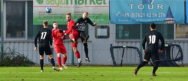 Bild 4: Bosporus FC Friedlingen und der FC Wallbach trennen sich 2:2 &ndash; und wir haben Bilder!