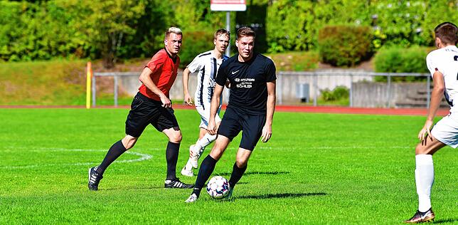 Bild 5: FC Wittlingen siegt 2:0 bei der SG FC Wehr/Brennet &ndash; und wir haben Bilder!