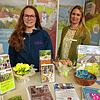Die Tourismusinformation der Stadt Meßkirch wirbt an ihrem Stand unter anderem für den Campus Galli und für sich als Arbeitgeber (von ...