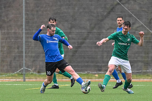 Bild 35: SG Mettingen/Krenkingen holt nach 0:3 noch ein 3:3 beim FC Zell – und wir haben Fotos!