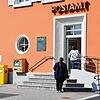 Vor der Post in Stockach stehen immer Leute an. Zuletzt war manchmal halbtägig wegen Personengpässen aufgrund von Krankheit zu.