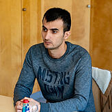 "Ist das normal, dass das so lange dauert und wann bekomme ich endlich Gewissheit, dass ich bleiben darf?" Kamal Sadik Ageed, Azubi