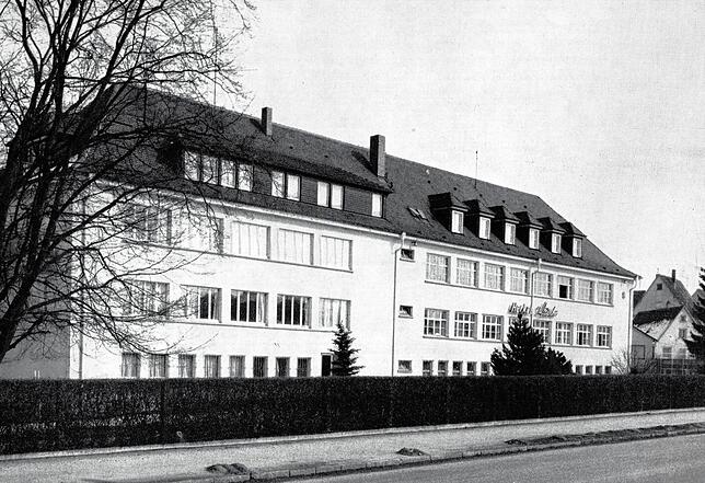 Das Fabrikgebäude der Firma Hermann Keinath (Herkei-Textilien) wurde mittlerweile abgerissen. Hier steht jetzt die Wohnanlage ...