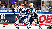 Die Wild Wings (links Sebastian Uvira) haben den vorzeitigen Einzug in die Playoffs wegen einer Niederlage gegen die Iserlohn Roosters ...
