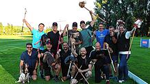 Die Stimmung beim Training ist hervorragend, es wird kräftig galoppiert und gewiehert.