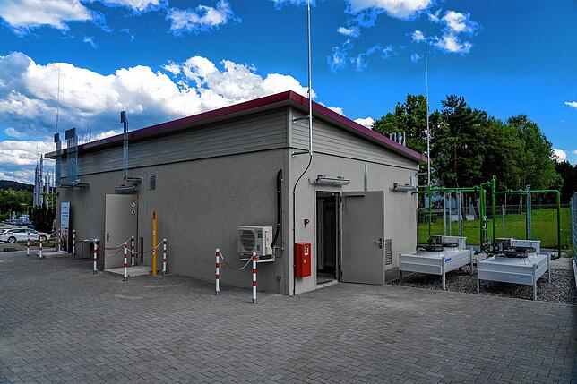 In dieser Anlage wird das Methan aus der Biogasanlage auf einen Druck 40 Bar verdichtet und in das Erdgasnetz eingespeist.