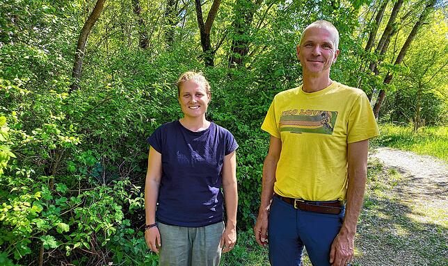 Lisa Maier und Arno Reinhardt übernehmen mit anderen Kollegen regelmäßig eine Zählstrecke bei der Wasservogelzählung. Diese findet jeden ...