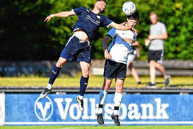 Bild 27: VfB Waldshut siegt 2:1 beim FC Emmendingen und steigt in die Landesliga auf &ndash; wir haben Bilder!