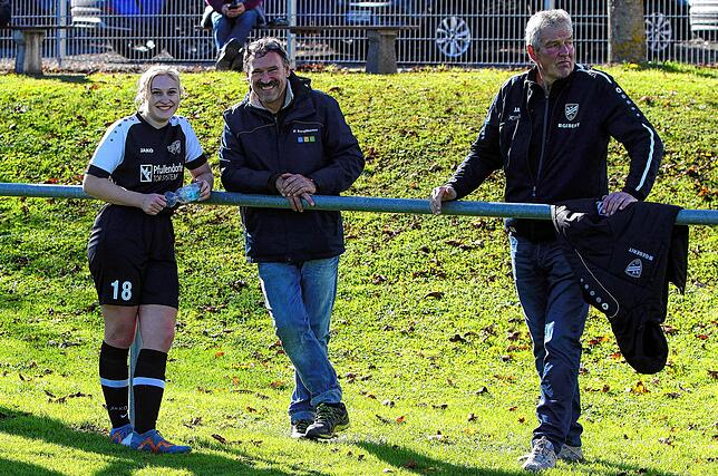 Bild 20: Spannendes, torreiches Duell zwischen TSV Aach-Linz und SV Mühlhausen. Wir haben die besten Bilder!