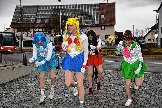 Bild 3: Fasnacht 2025 in Oberuhldingen: So spektakulär war der Rathaussturm – Alle Bilder hier!