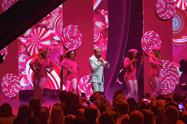 Bild 3: Giovanni Zarrella und die Stars: Ein Abend voller Glanz in Friedrichshafen - alle Bilder!