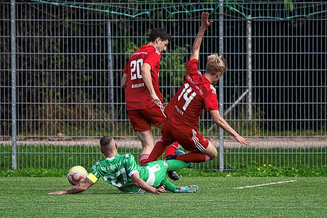 Bild 5: VfR Bad Bellingen siegt 2:0 beim SV Herten &ndash; und wir haben Bilder!