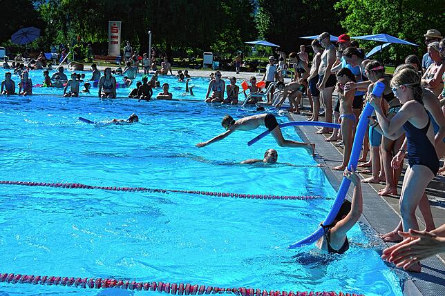Bild 27: Alle Bilder zum Freibadfest in Waldshut