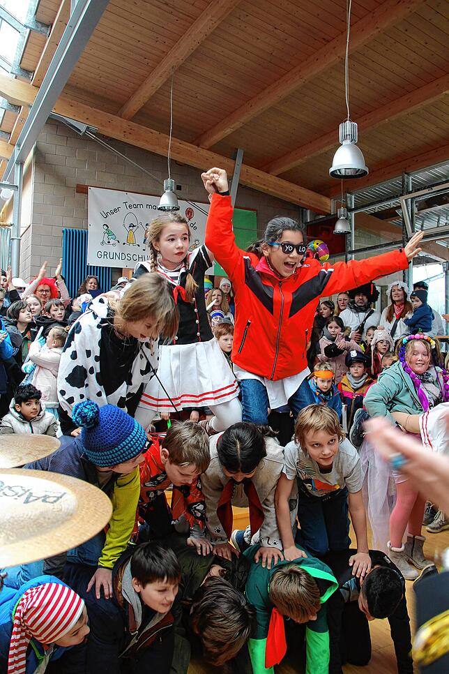 Bild 14: Schmutziger Donnerstag in Eggingen: Die schönsten Bilder vom Fasnachtstreiben