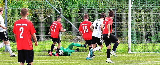 Bild 22: SV Obersäckingen trennt sich im Stadt-Derby mit 3:3 vom FC 08 Bad Säckingen – und wir haben Fotos!