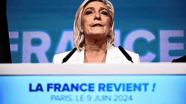 Die Vorsitzende der französischen rechtsextremen Nationalen Sammlungsbewegung (RN), Marine Le Pen