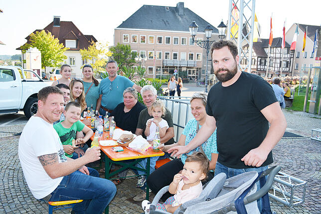 Bild 20: Bilder vom Markdorfer &bdquo;Street-Food-Markt&ldquo; auf dem Marktplatz am Sonntag